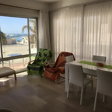 Ferienhaus La Terrazza Sul Porto Marina di Ragusa
